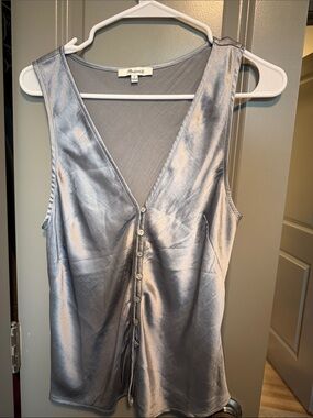 Madewell Silky Button-Front blue/silver vest